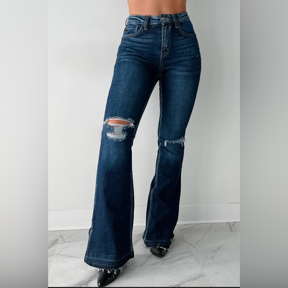 New KanCan Flare Jeans Dark Wash Side Slit High Rise Release Hem - Picture 2 of 6